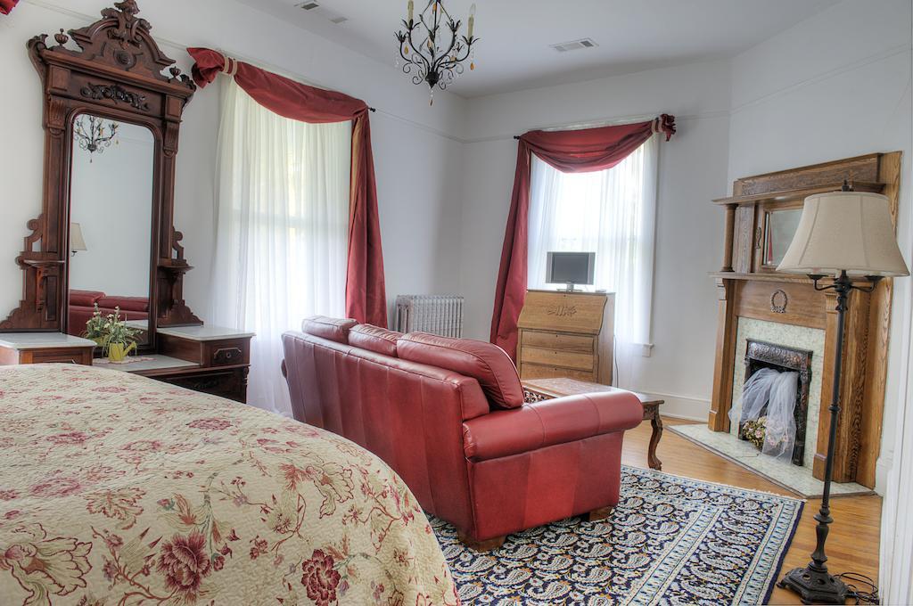 The Jackie O' House Bed And Breakfast 콜럼버스 외부 사진