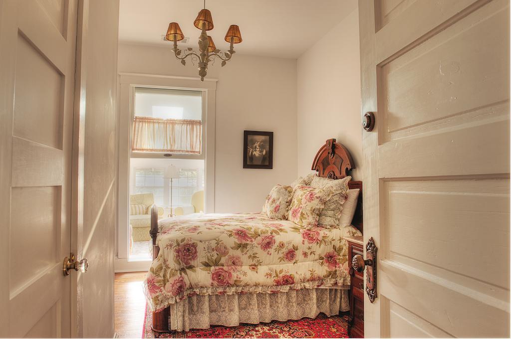 The Jackie O' House Bed And Breakfast 콜럼버스 객실 사진
